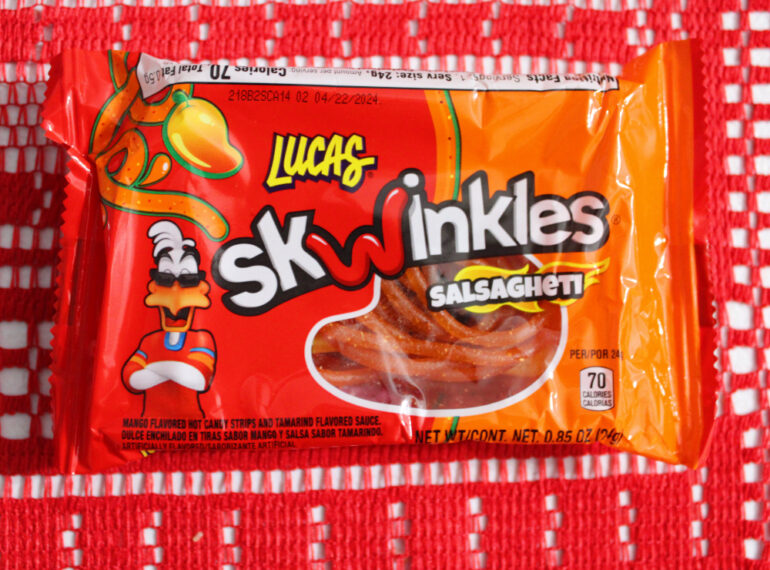 Lucas Skwinkles Salsagheti – Mango