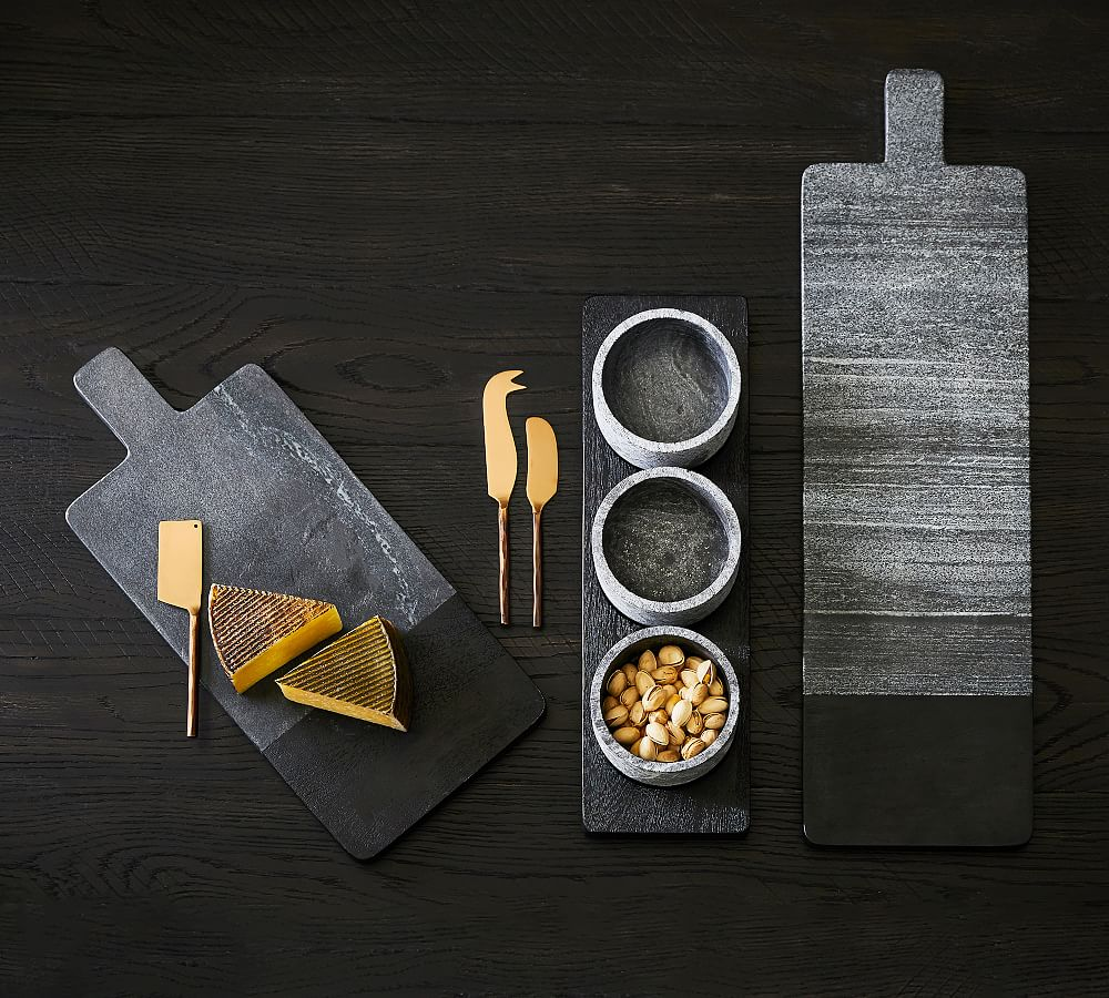 Matchy-matchy. Use kitchen slates of different shapes and sizes to add a touch of elegance to your chamoy platter.