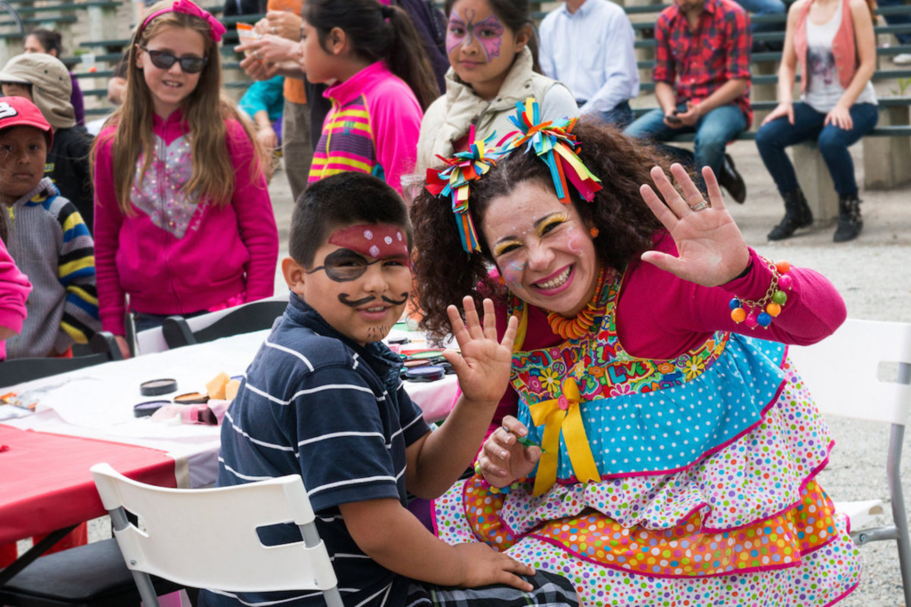 Cultural activities and entertainment performances bring families together during Día del Niño in Mexico.